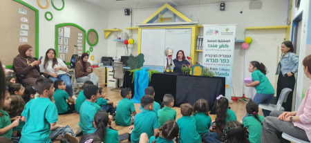 المكتبة العامة في كفرمندا تنظم ساعة قصة للمدارس الابتدائية